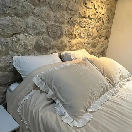 Du Hameau * Vogue